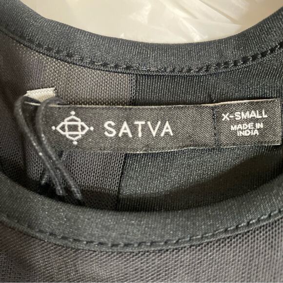 Satva Movement | NWT Black Fitted Racerback Tank Top w/ Mesh Accent X-Small - Picture 5 of 7